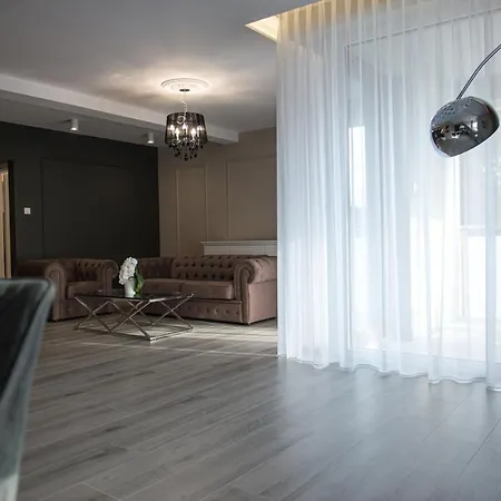 Prestiz 121 Apartment